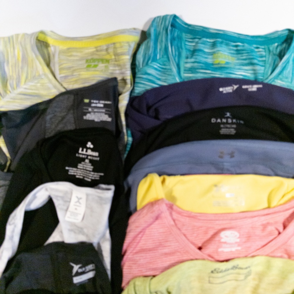 Mixed Brands Womens Activewear Lot XL Multicolored Athletic Tops Leggings - Picture 7 of 9